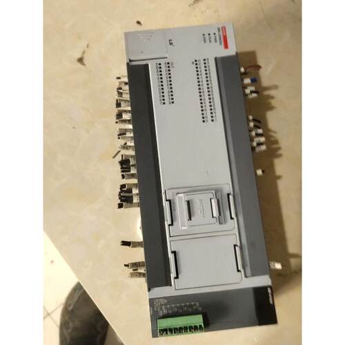 议价LS产电PLC，型号XBE-RY08A，成色充新，实物拍摄.