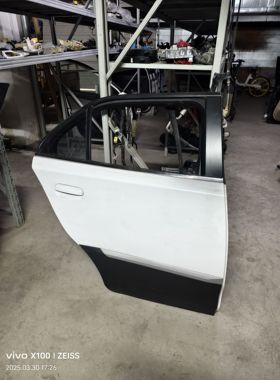 名爵3SW右后门白色总成原版原漆二手原装拆车正常使用成色漂亮