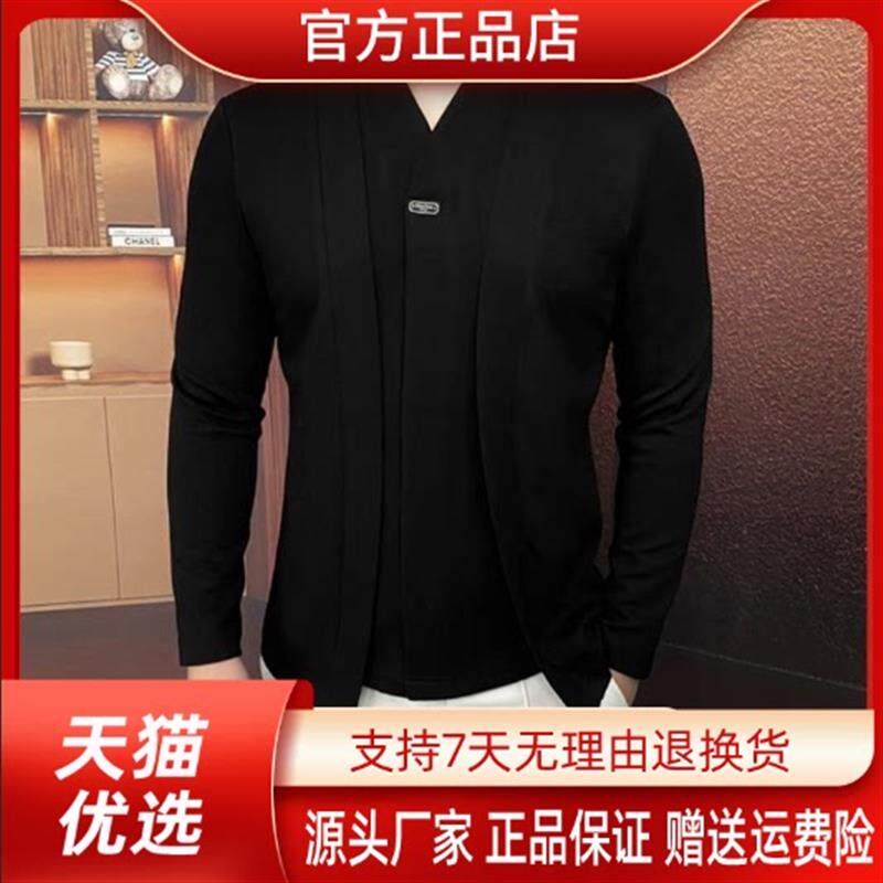 爱得色帅气有型2026轻奢V领假两件上衣-FN高品质假两件黑色卫衣