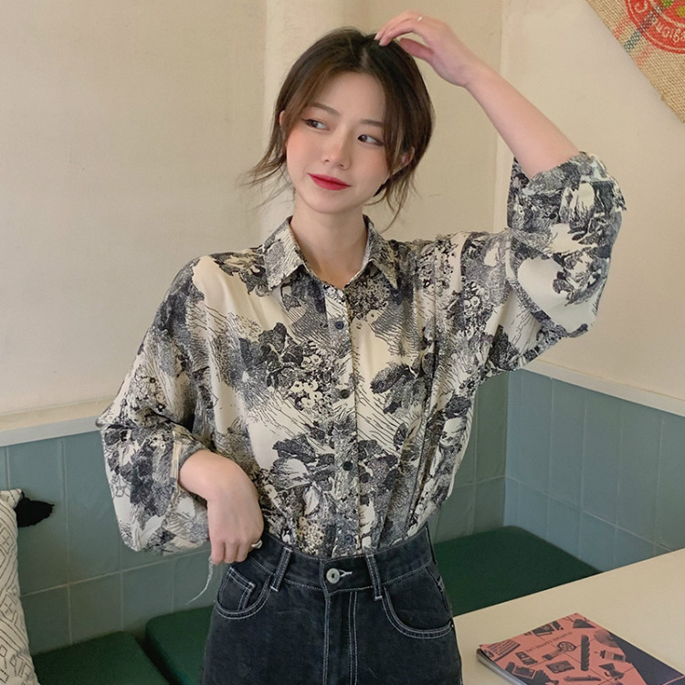 Real auction real price 2021 summer women's wear versatile niche shirt loose retro printed shirt