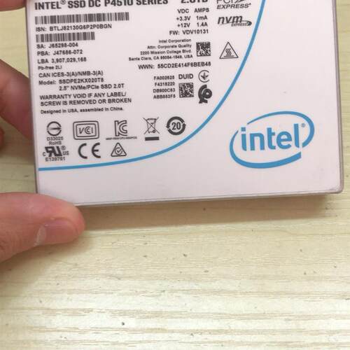 出20片英特尔P4510。2T。  ssd固态硬盘,u2接口(请询价)