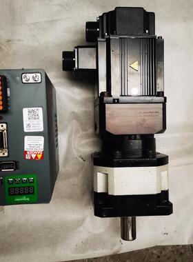 施耐德伺服电机套装,1KW,带减速机,LXM16DU10M2(请询价)