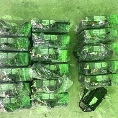 施耐德驱动器LXM16DU02M2X,200W(请询价)