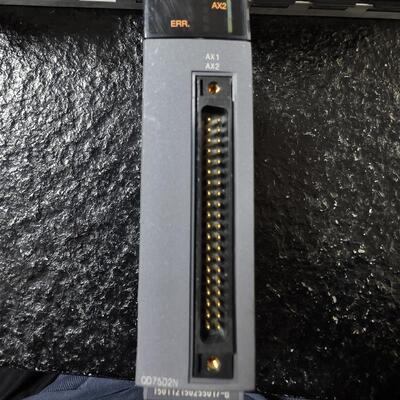 QD75D2N 三菱PLC定位模块 Q细节定位模块 成色如图(请询价)