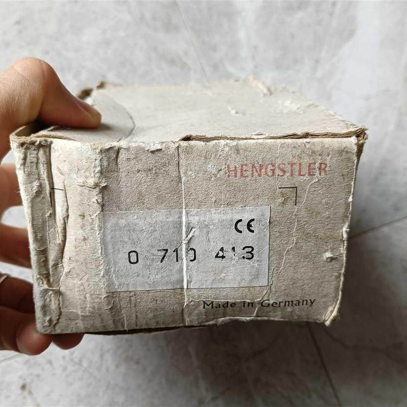 德国HENGSTLER 亨士乐0710413电子累加计数器,(请询价)