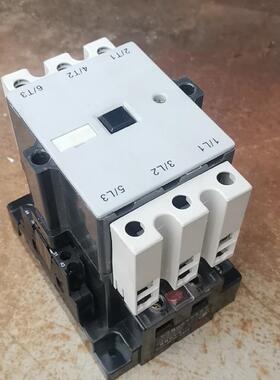 CJX1-75交流接触器长城电器3TF48店铺关张处理库存!(请询价)