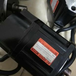 7CB30 2DE6F信浓伺服电机实拍现货4台 60一台 请询价