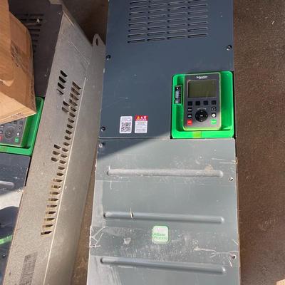 ATV930C13N4C  施耐德ATV930系列132KW(请询价)