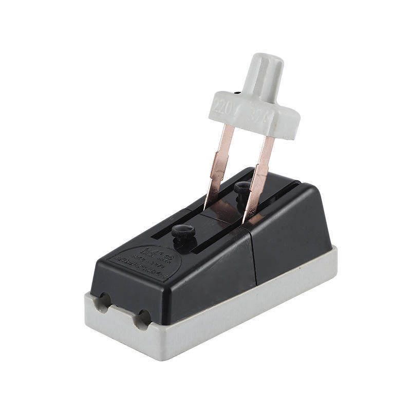 仙泰hk2-2p32a开启式负荷开关 仙泰32/2单投陶瓷闸刀开关