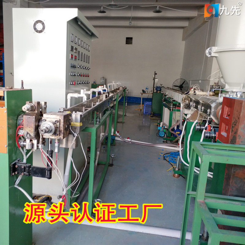 现货电器数码产品汽车线束用阻燃300V600V绝缘黑色PVC护套管高性价比高么？
