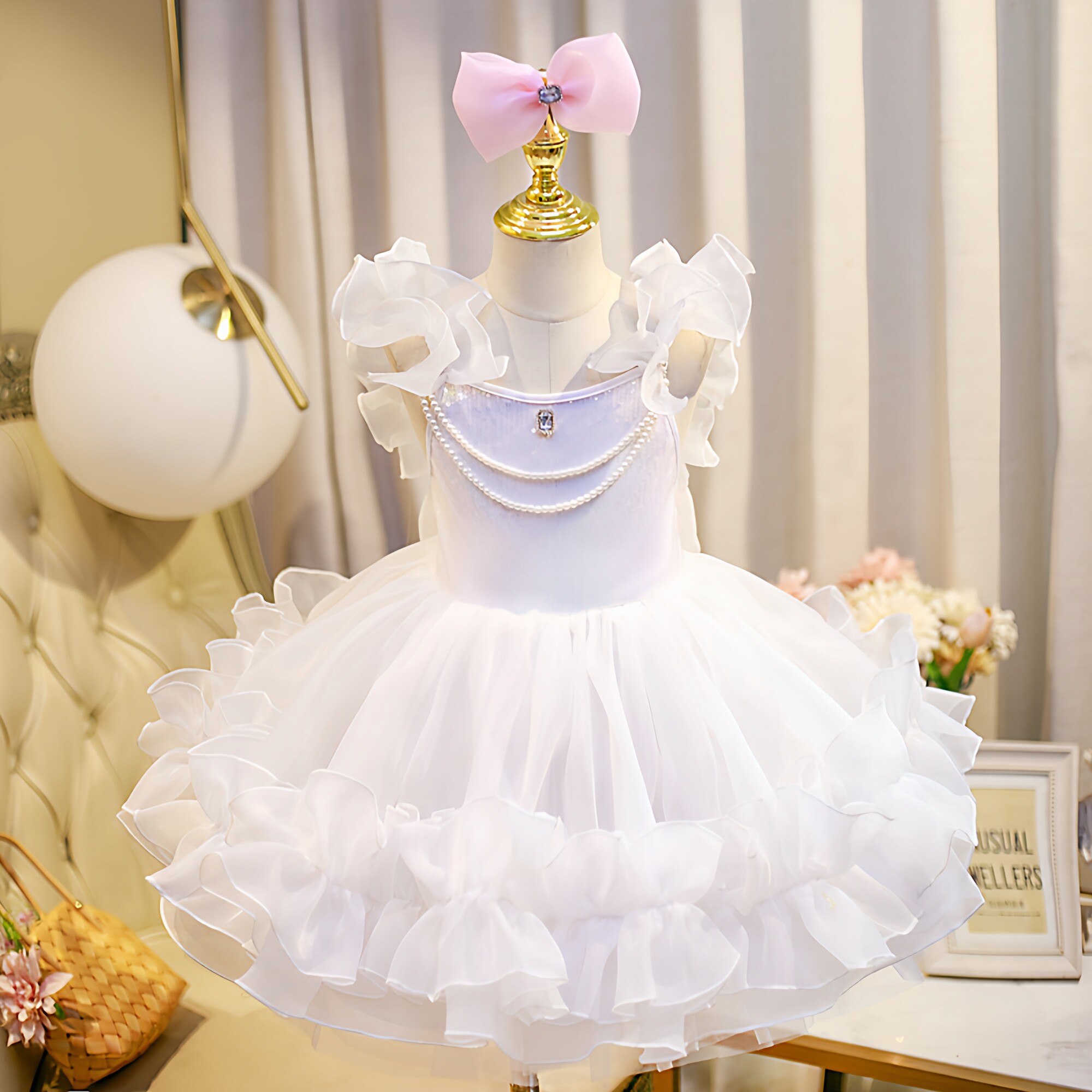 新款六一儿童舞蹈演出服蓬蓬裙幼儿园表演服公主裙舞台装可爱纱裙