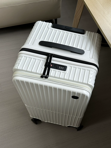 Японский вместительный и большой универсальный чемодан подходит для мужчин и женщин