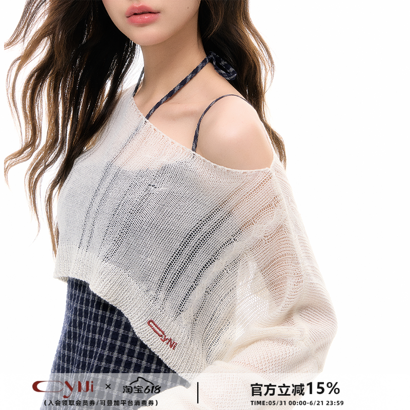 CyNi  轻薄透气镂空长袖圆领宽松上衣短款破坏套头罩衫针织T恤女