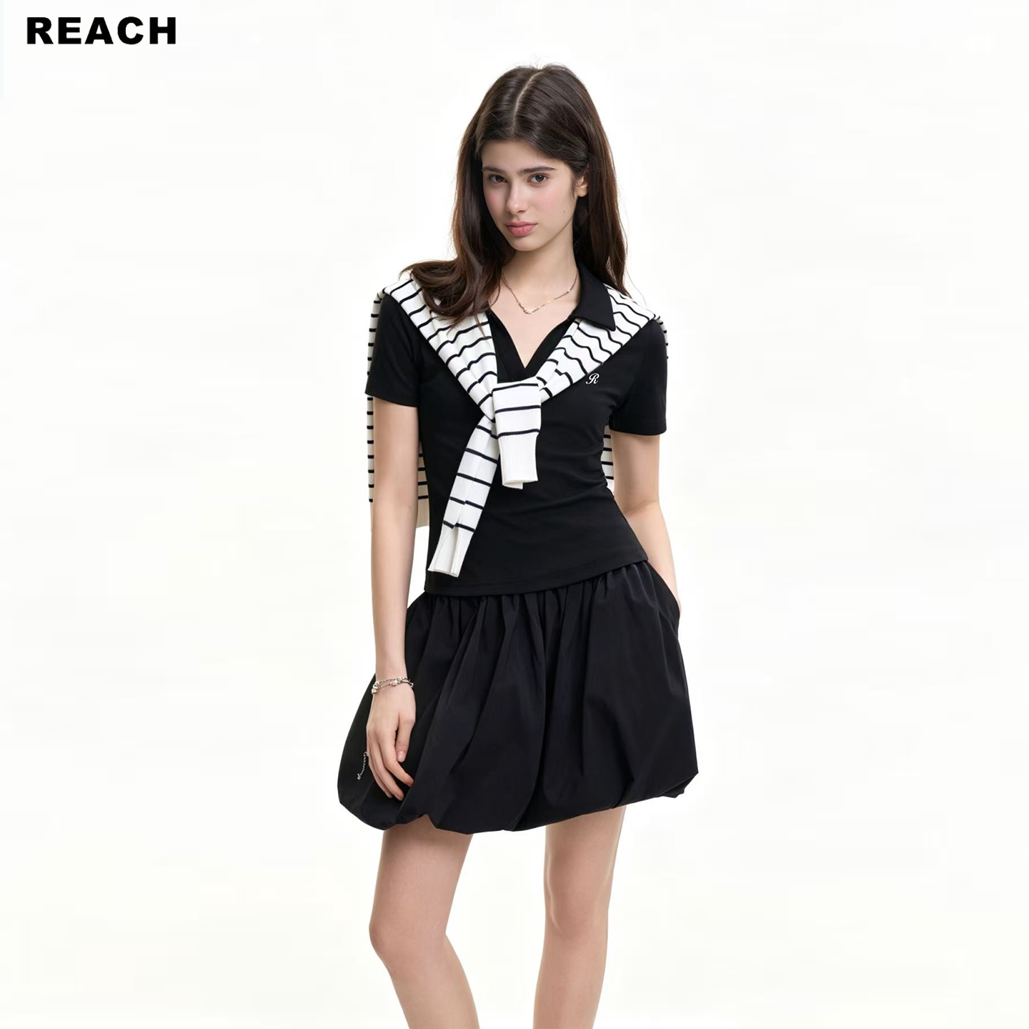 REACH设计感polo衫V型门襟刺绣短袖女夏季新款显瘦休闲百搭上衣图片