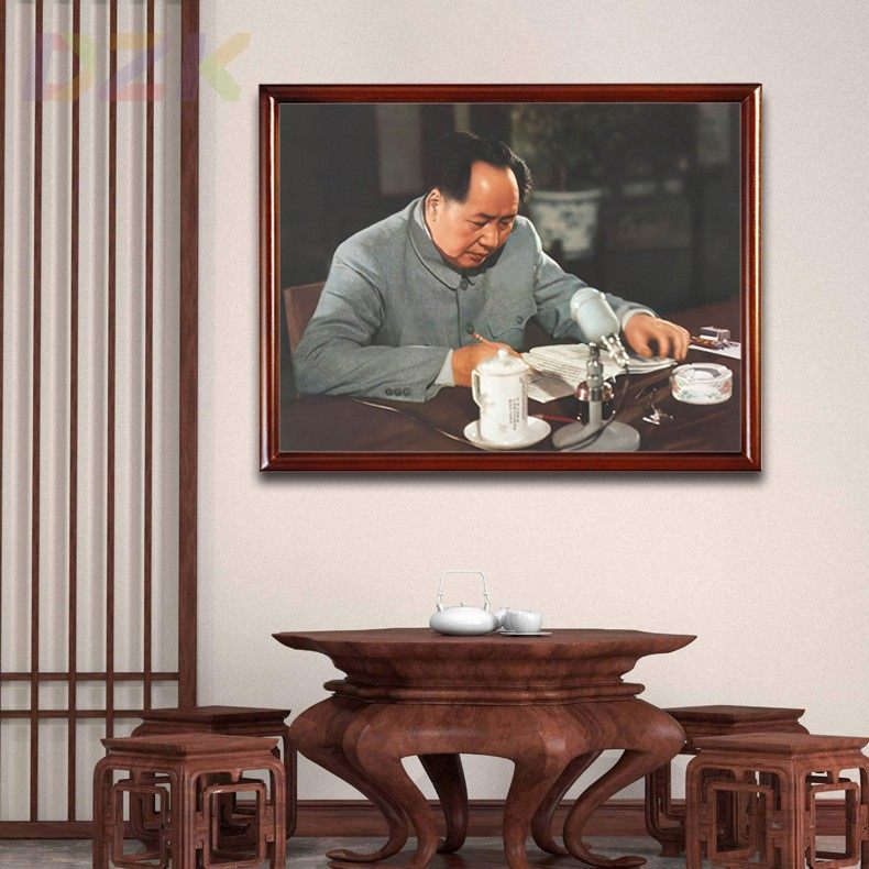 毛主席画像有框毛爷爷伏案书写壁挂像客厅装饰画中堂大厅伟人挂.7