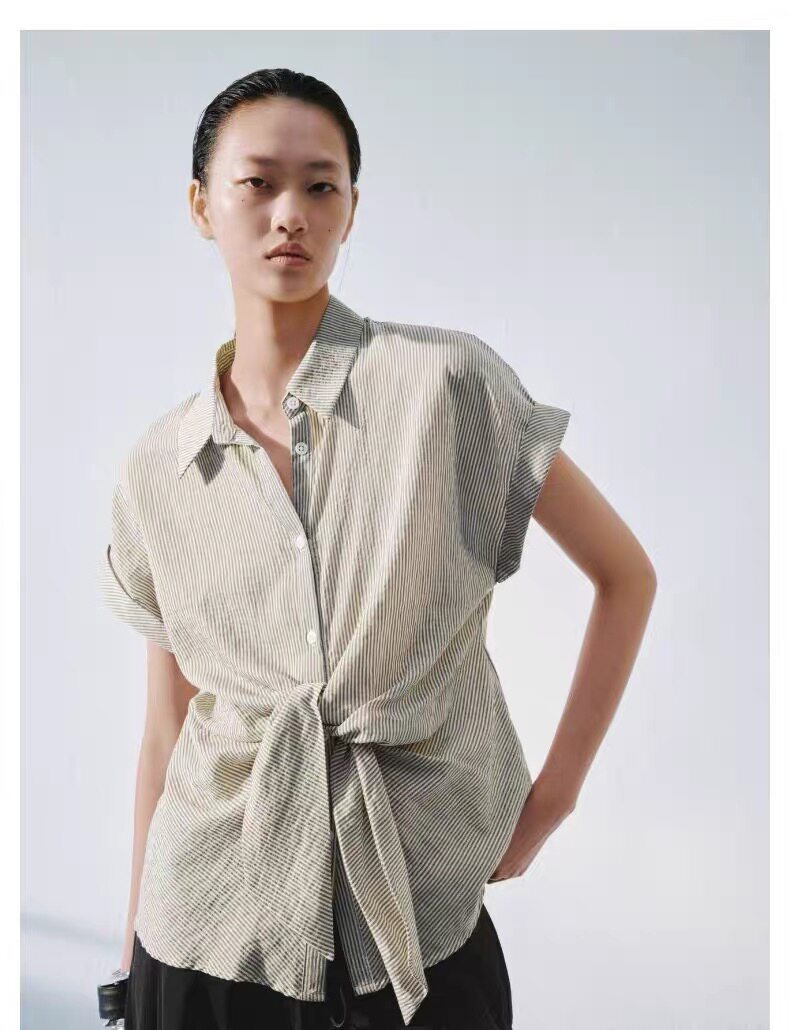 SH&UR2026夏新款女气质翻领撞色条纹绑带莱赛尔开襟衬衫UWM260086