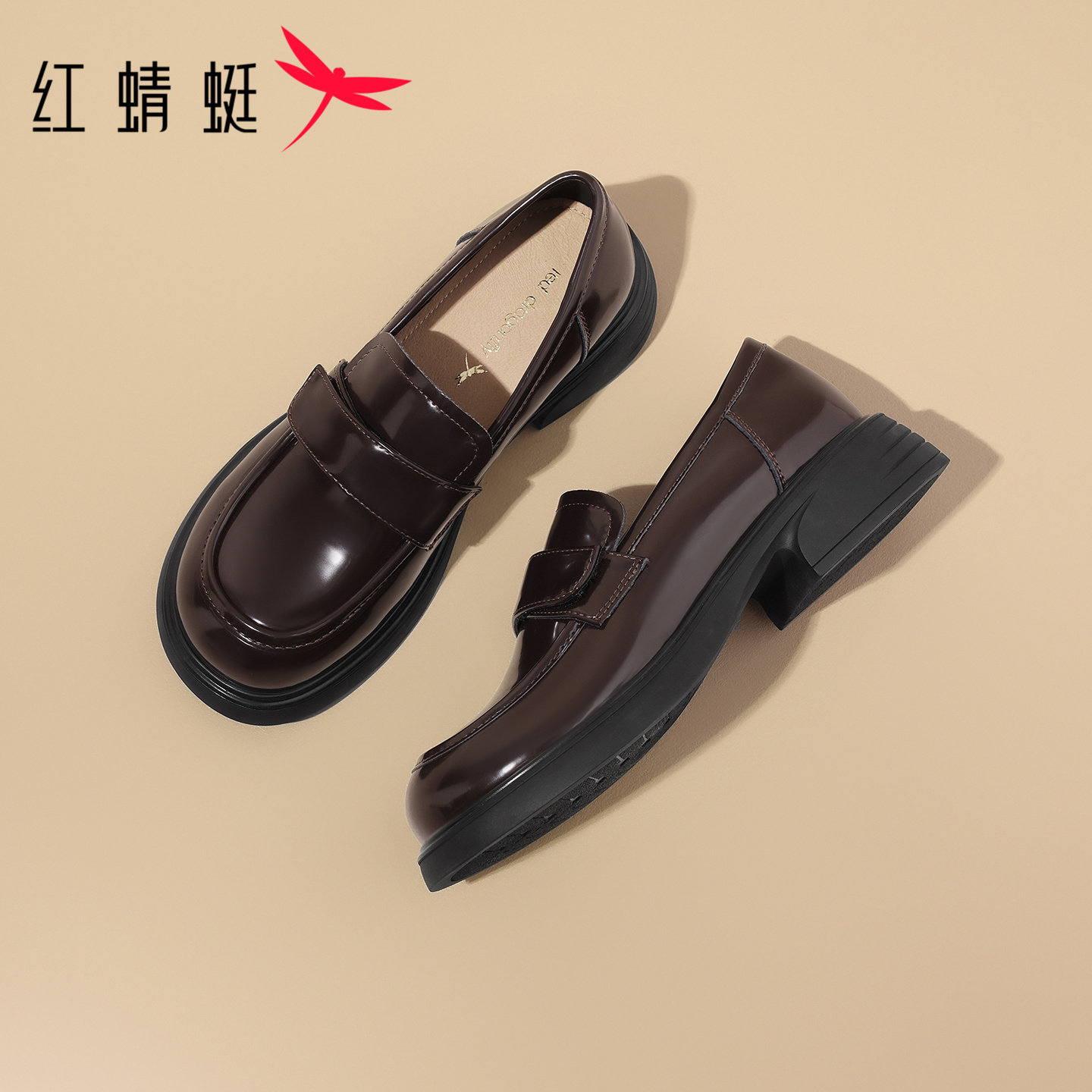 红蜻蜓漆皮粗跟小皮鞋女2026新款春季一脚蹬英伦风厚底增高乐福鞋