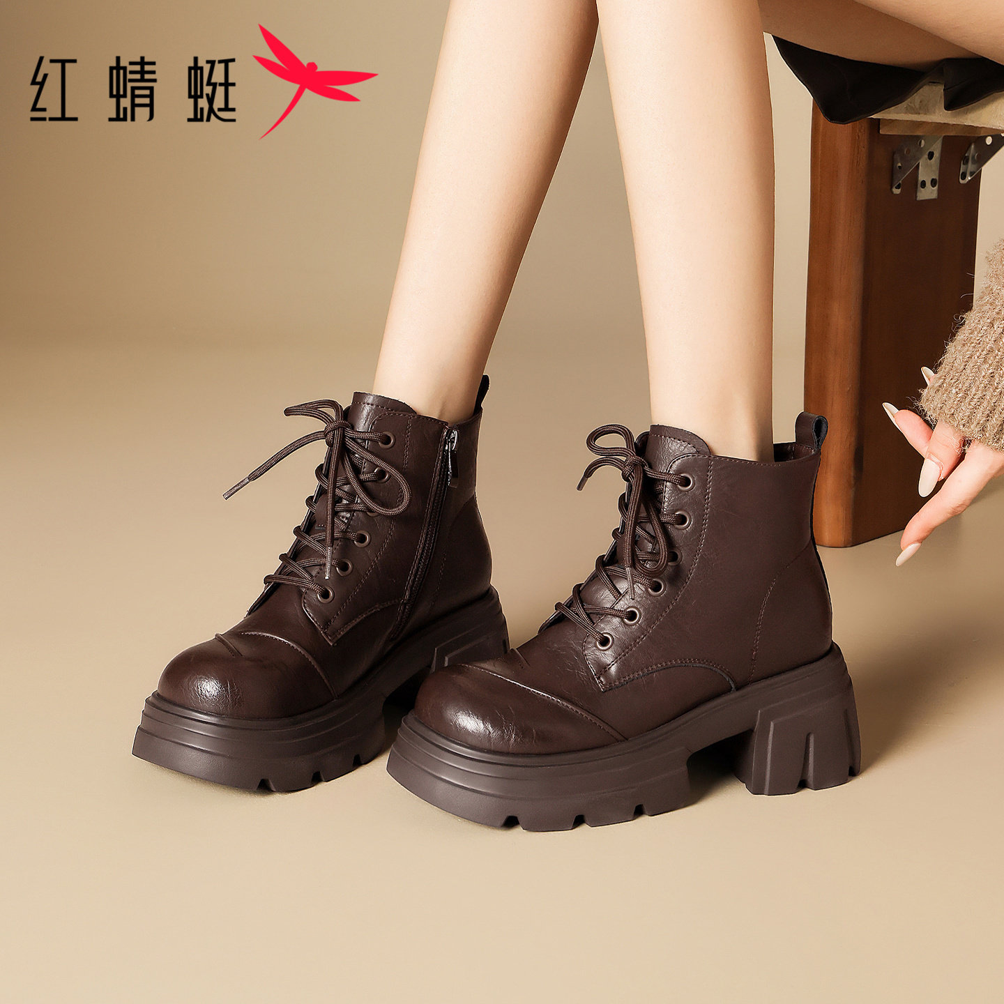 红蜻蜓马丁靴新款冬季短靴小个子