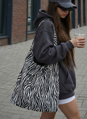 CAC 印花帆布随行包