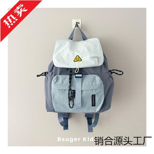 ins风日系户外儿童双肩包新款大容量旅行轻便背包中学生电脑背包