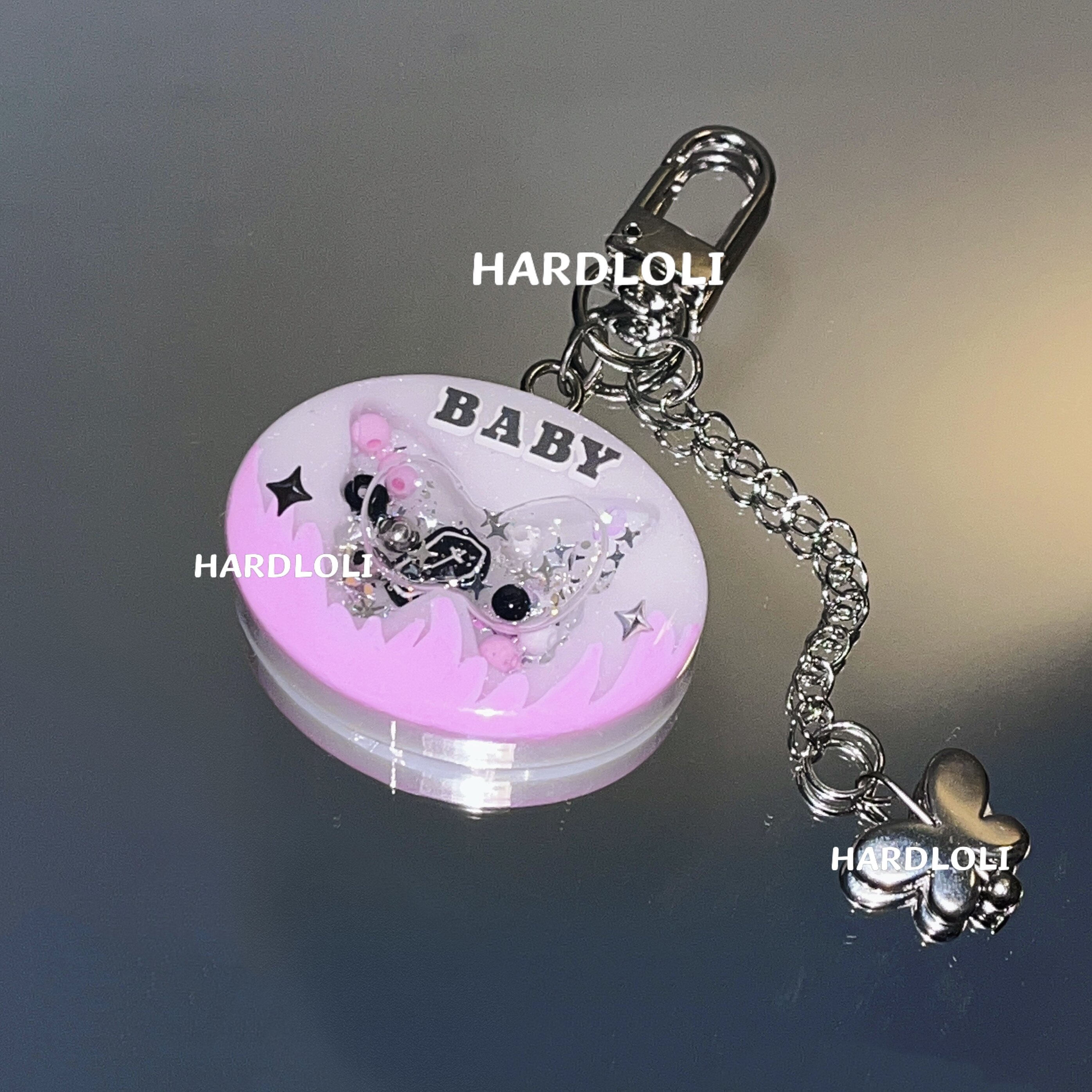 HARDLOLI 오리지널 디자인 틈새 [사랑] 달콤하고 시원한 핫 걸 나비 유사 키 체인 가방 펜던트 펜던트