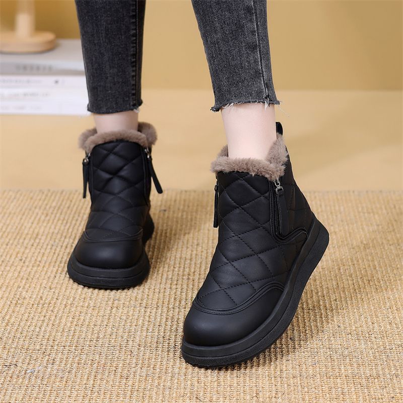品牌撤柜平底雪地靴女款冬季加绒保暖东北大棉鞋皮毛一体短筒棉靴