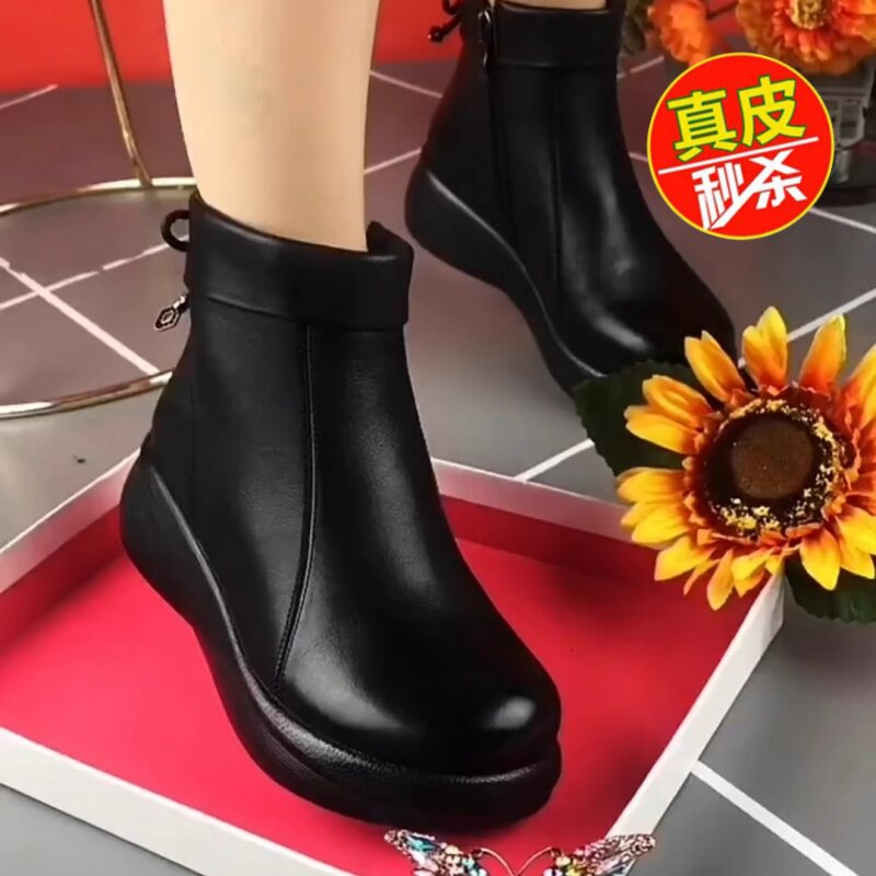 品牌真皮圆头短靴女2025秋冬新款马丁靴厚底妈妈鞋加绒保暖棉鞋女
