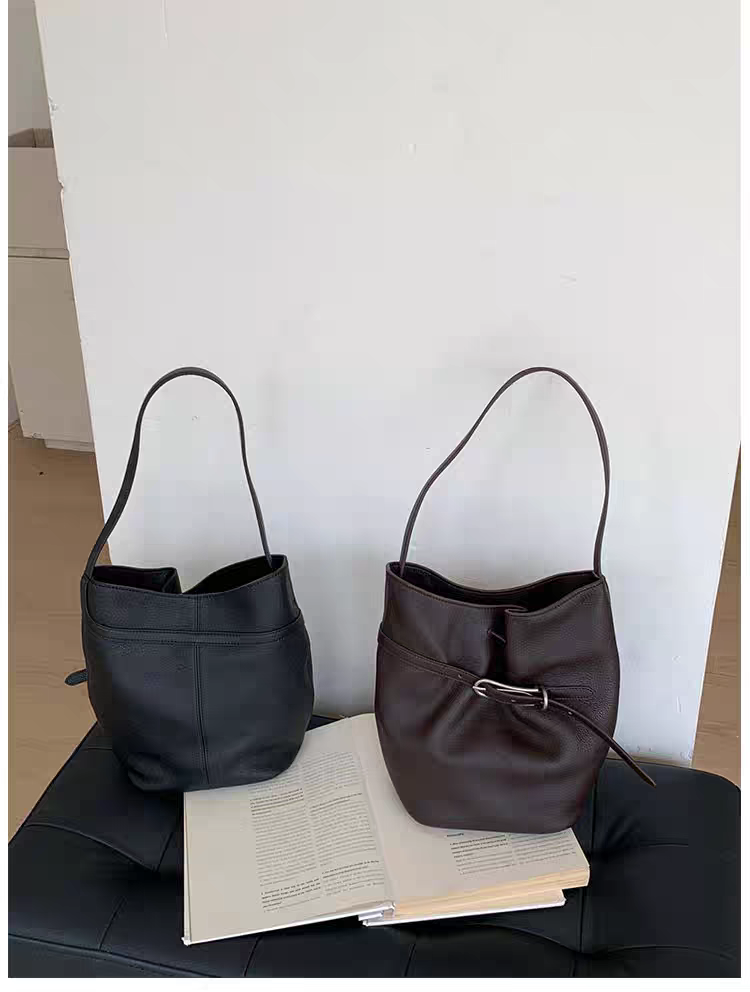 水桶包女2025秋冬新款通勤女包高级感单肩腋下包百搭斜挎包潮