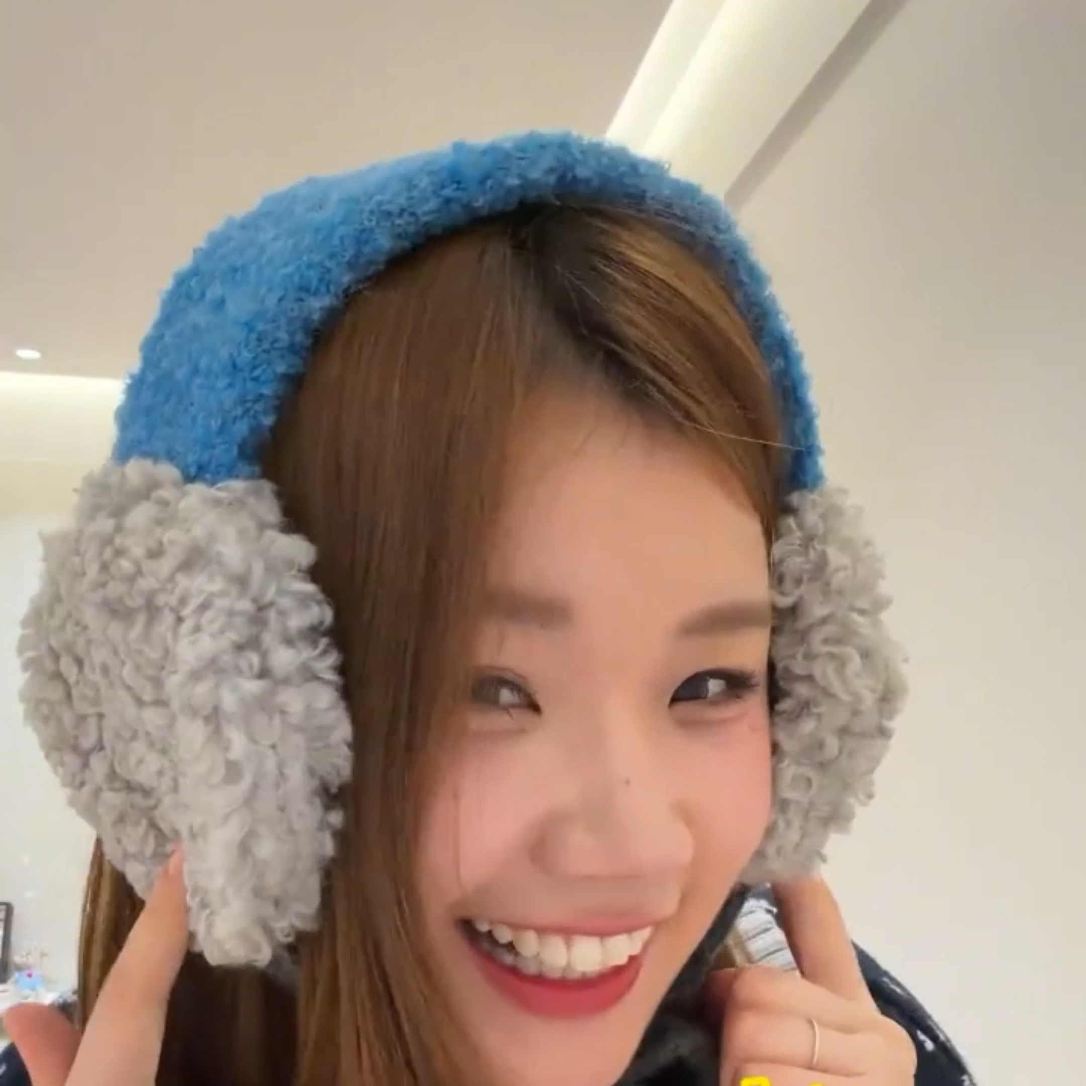 女款上森派系耳罩冬季美拉德色拼色保暖时尚无骨架柔软舒适防冻