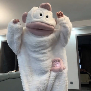 小丑鱼睡衣睡衣女款爆款2025新款白色丑鱼汉顿连体珊瑚绒睡袍外穿