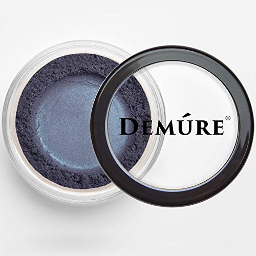 demure mineral make up (midnight blue) eye shadow  matte eye