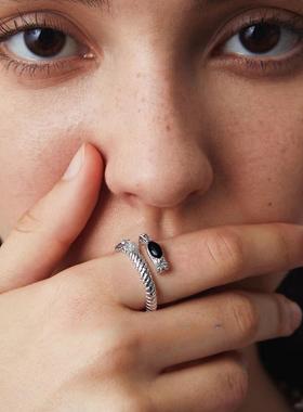 臻致【星眸Star系列】银S925小众时尚精致轻奢蛇纹锆石交叉戒指