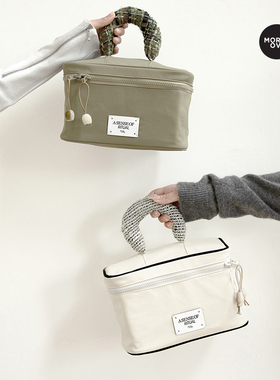 Moreover漫步森林手提化妆包高颜值防水女大容量便携旅行收纳包