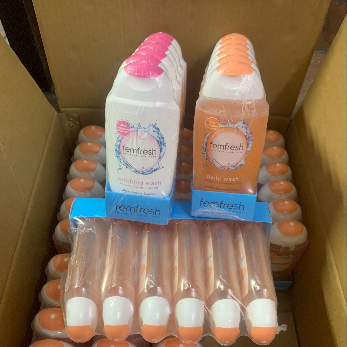 英国femfres/h芳芯女性私处洗剂私密护理液温和清洁清洗液250ml