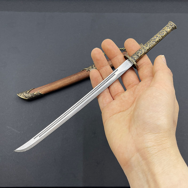 古代绣春微兵器纯铜模型玩具复古清腰桌面茶桌摆件收藏把玩未开刃图片