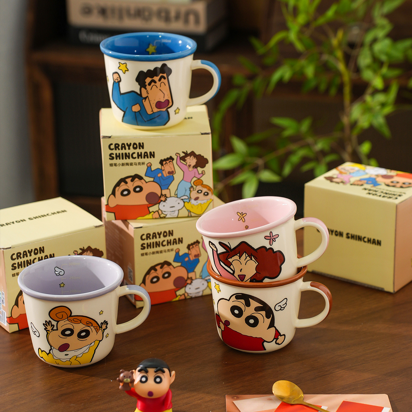 蜡笔小新杯子陶瓷马克水杯300ML