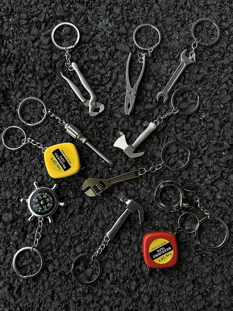 Cleanfit金属工业风钥匙扣高级感潮流穿搭扳手卷尺腰间配饰包挂件,服饰配件/皮带/帽子/围巾,钥匙扣,淘宝优惠券,粉丝福利购,淘宝优惠卷