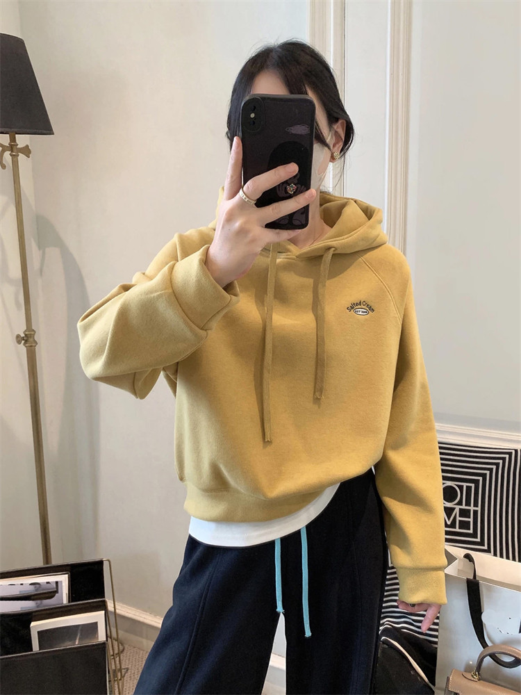 潮牌短款连帽卫衣女2025秋冬加绒加厚刺绣长袖小个子套头外套上衣