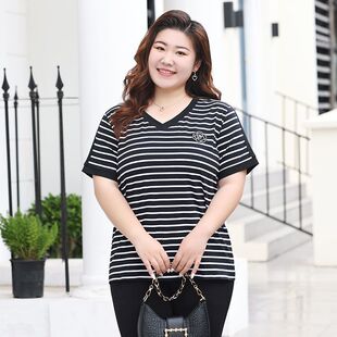 220斤加肥胖妈妈夏装条纹上衣大码宽松显瘦女装短袖遮肚子V领T恤