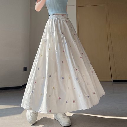小清新碎花松紧半身裙女夏季薄款绣花温柔甜美宽松显瘦A字中长裙