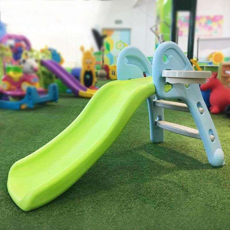 小型加厚滑梯室内儿童塑料滑梯组合家用宝宝上下可折叠滑滑梯玩。