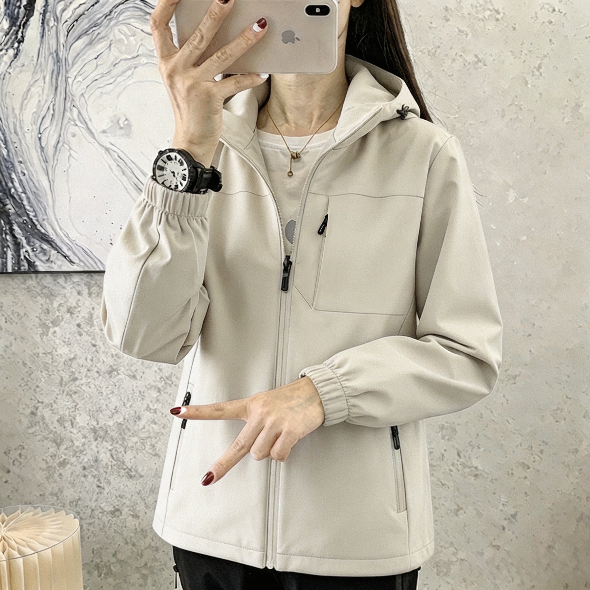 女连帽软壳防风防水保暖冲锋衣