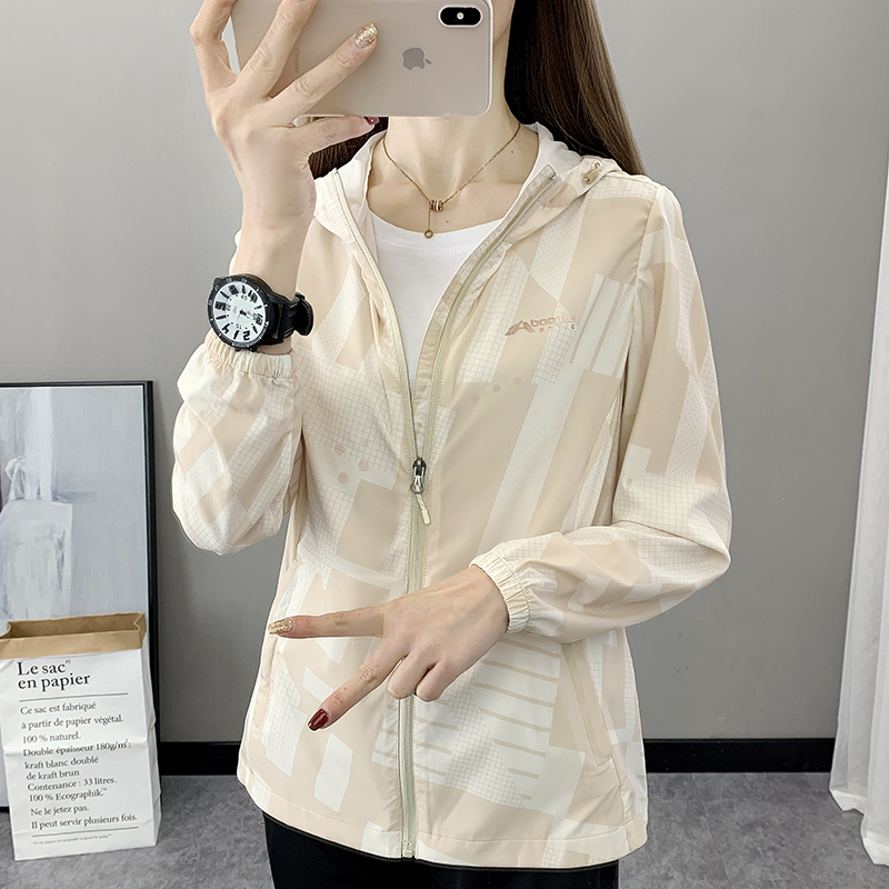 冰丝防晒衣女防紫外线外套户外运动透气连帽百搭迷彩登山服套装