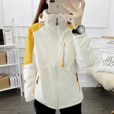 秋季户外加厚冲锋衣女大码透气防风防水保暖软壳衣外套登山服套装