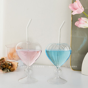 高颜值网红ins风酒吧高脚特调玻璃杯爱心鸡尾酒红酒杯葡萄酒杯子