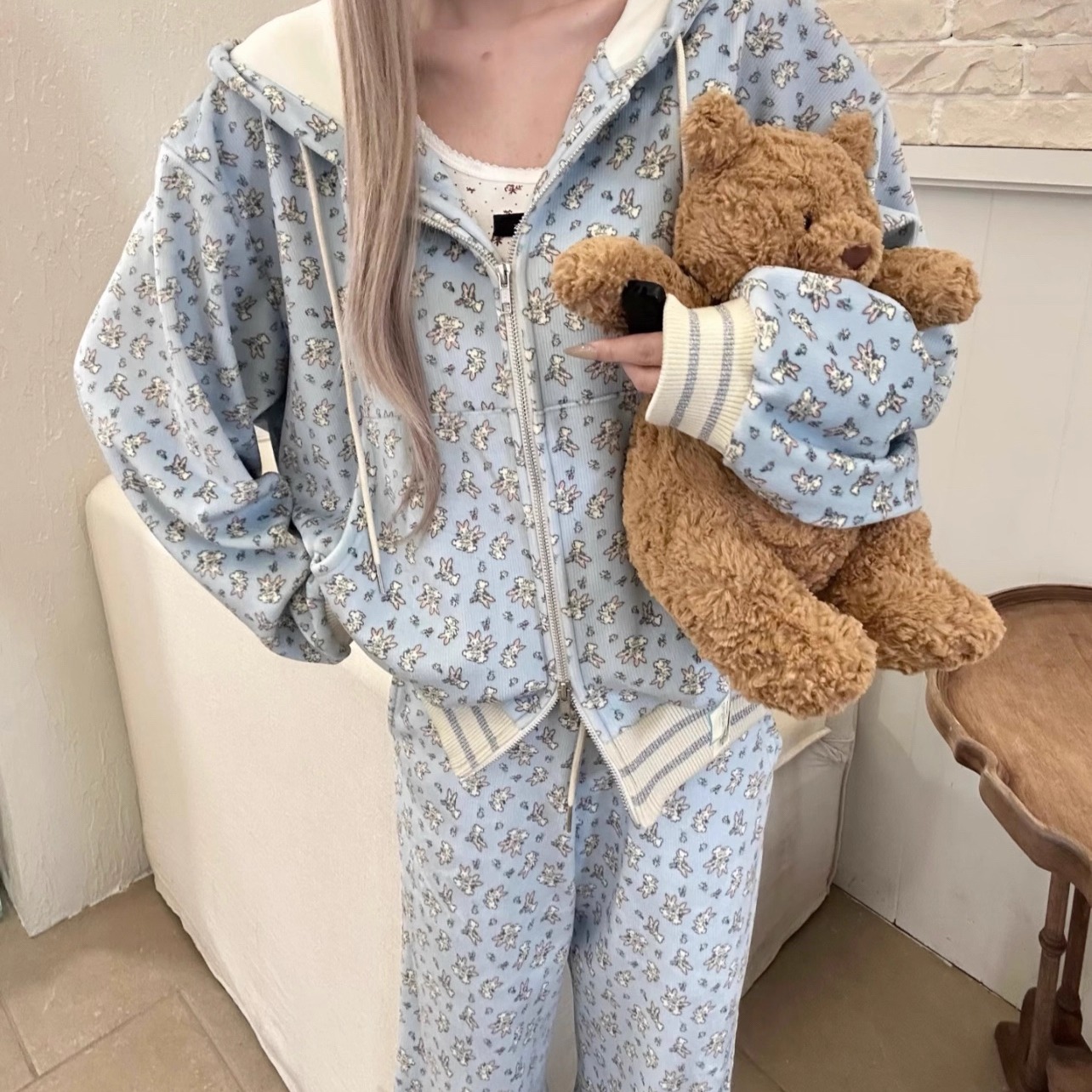 Narcos林娜琏同款 甜美风兔子印花蕾丝连帽卫衣外套休闲长裤套装