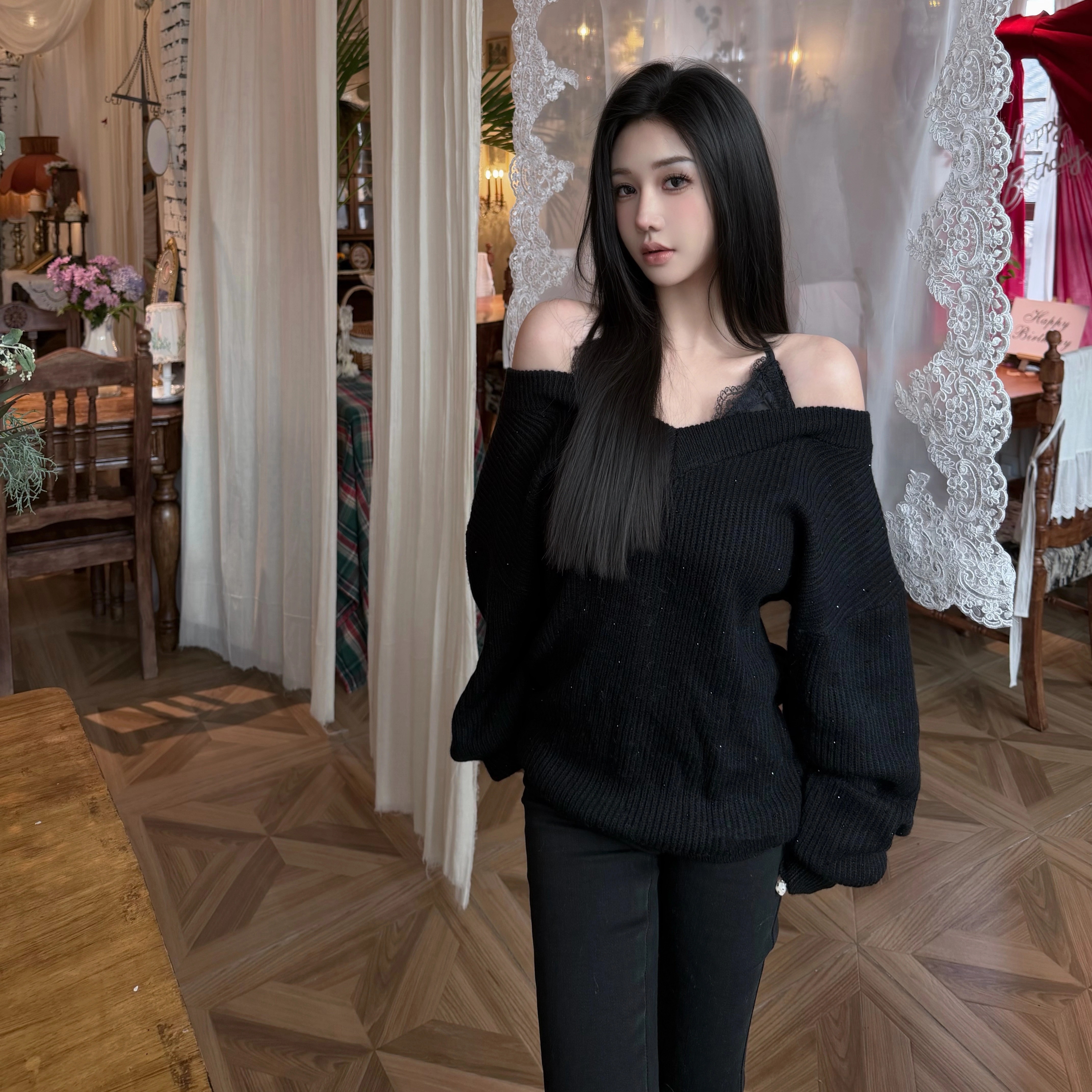 Narcos25秋冬新款 性感蕾丝吊带拼接V领假两件烫钻慵懒针织毛衣女