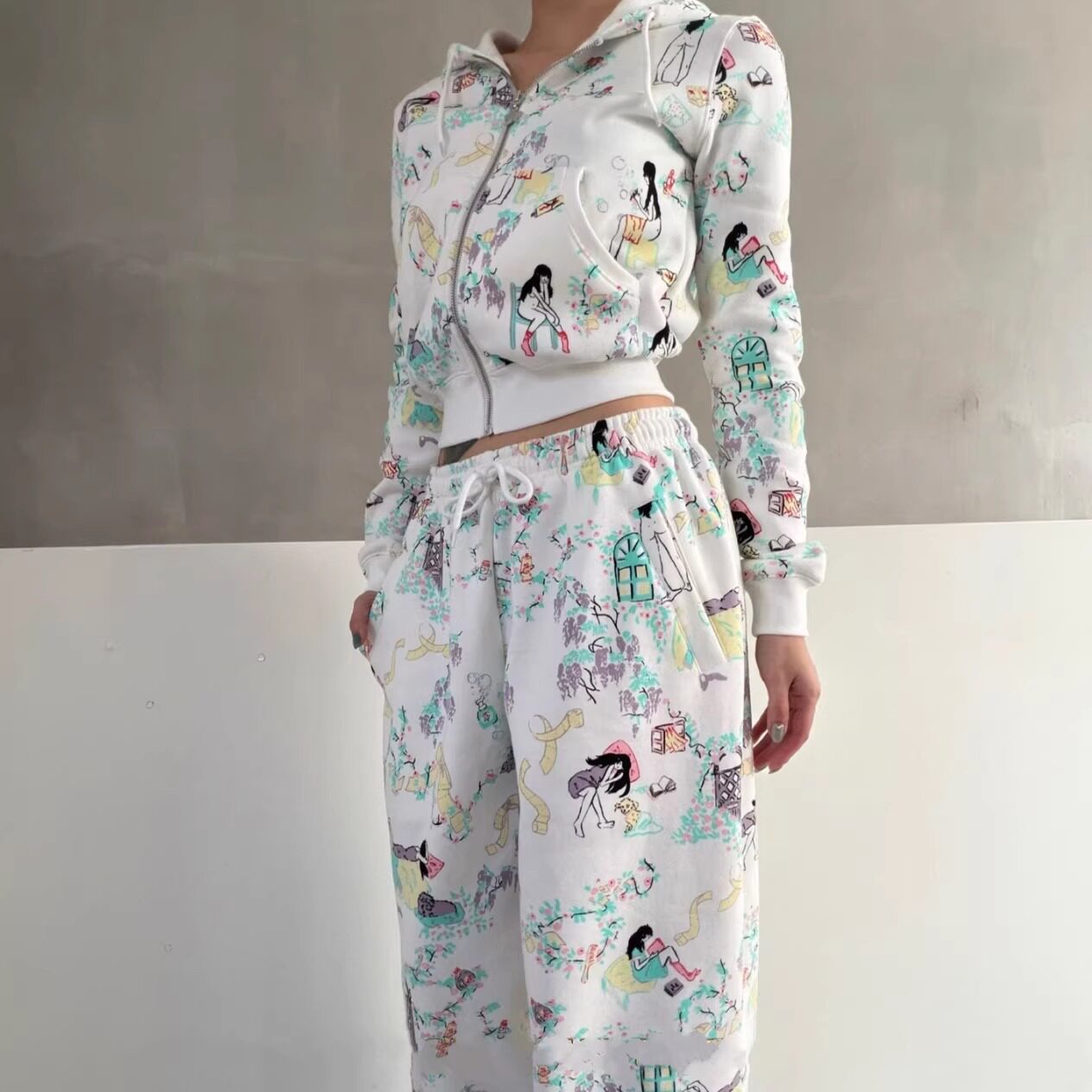 Narcos 涂鸦碎花多元素面具款连帽卫衣外套休闲长裤套装女26新款