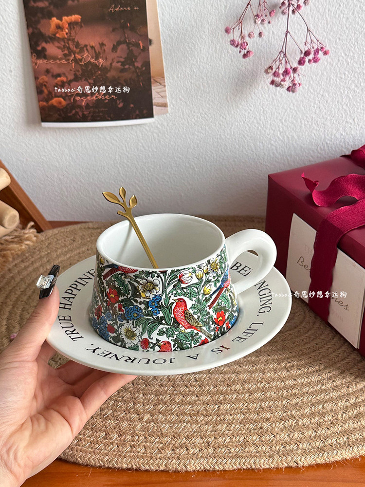 Vintage Morris ceramic mugs for girlfriends' birthday gifts, light luxury coffee cups and saucer sets, celebrity afternoon tea