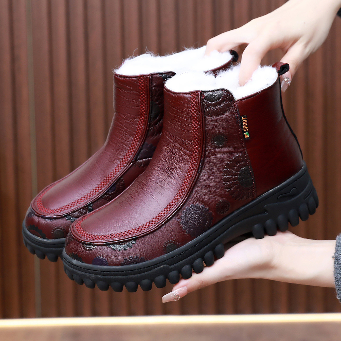 老北京布鞋加绒保暖防滑女高帮